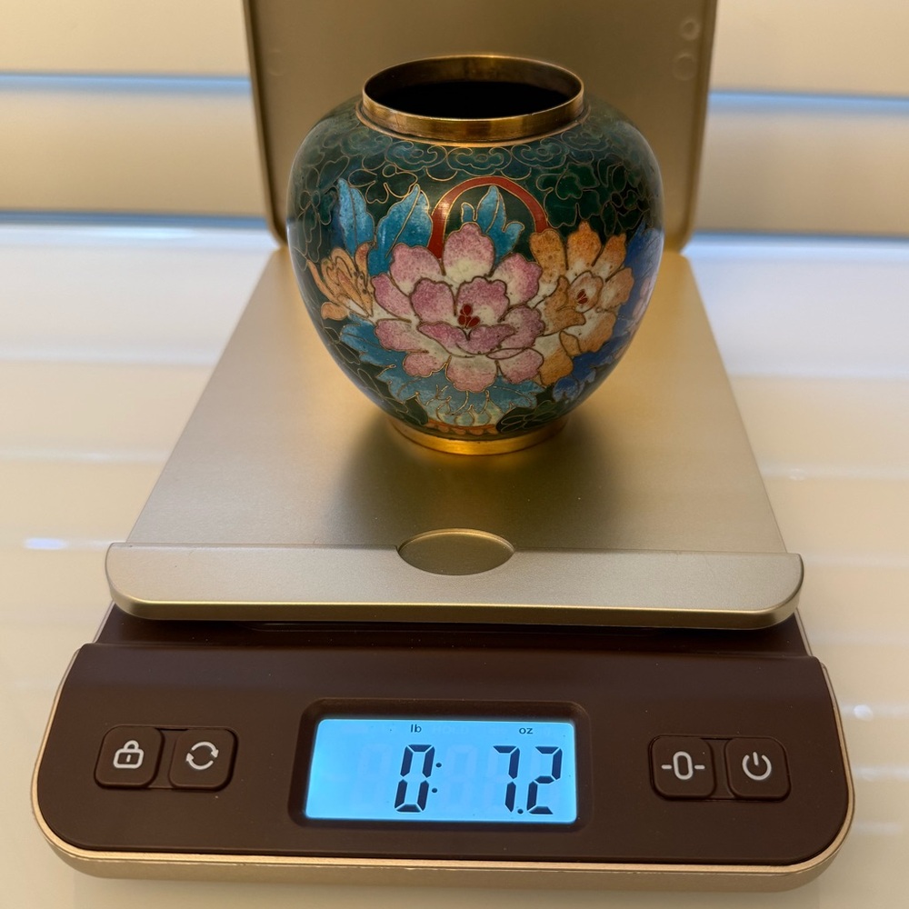 Vintage Floral Cloisonné Vase with Gold Accents Enamel Chinese Jar Brass - Picture 11 of 13